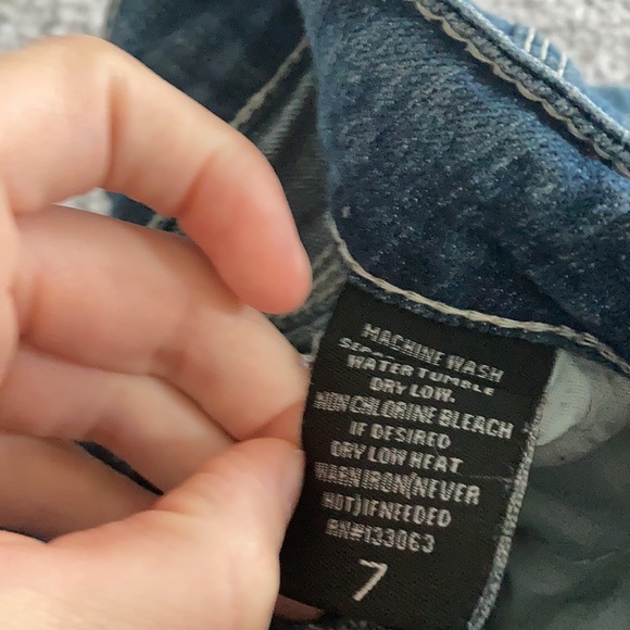 THRILL Distressed Skinny Jeans - Picture 13 of 15